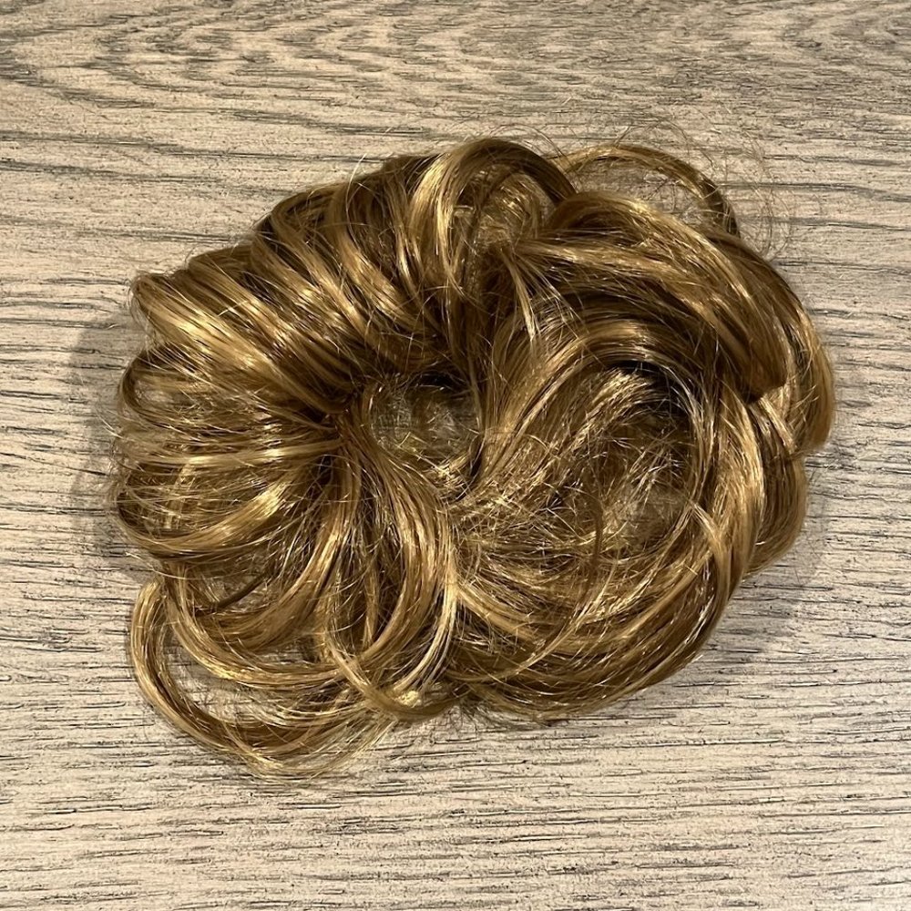 FESHFEN Messy Bun Hair Piece Scrunchie Hairpiece - Dirty Blonde